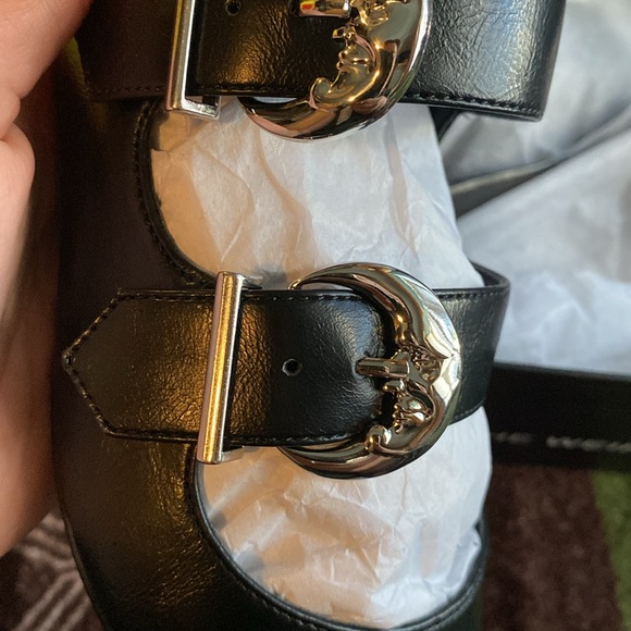 Killstar Crescent Moon Flats - Picture 2 of 5